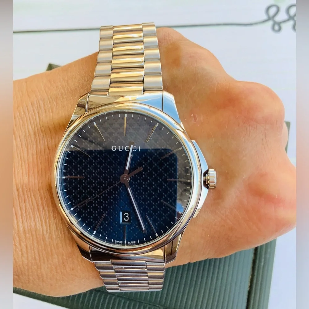 Beautiful GUCCI men’s dress watch💥💥💥